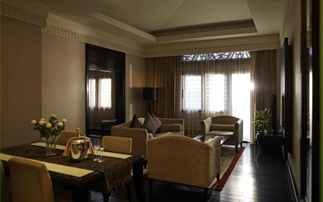 DoubleTree by Hilton Putrajaya Lakeside - photo 2