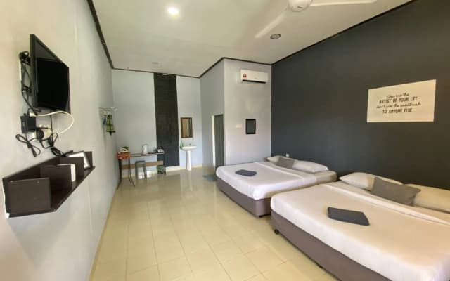 Hotel O Bayu Cenang Inn Langkawi - photo 4