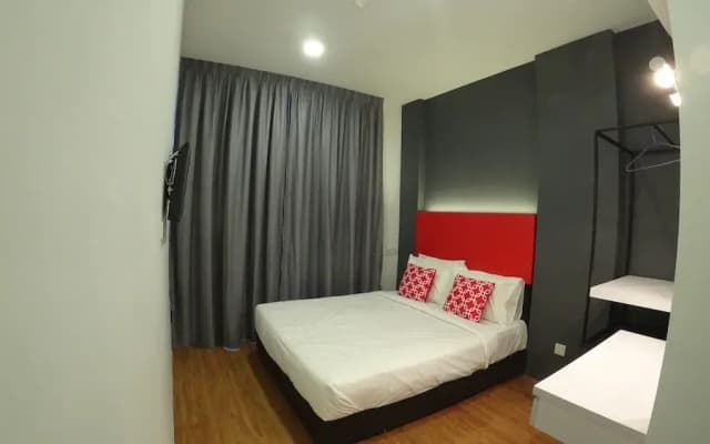 The Red Hotel - photo 4
