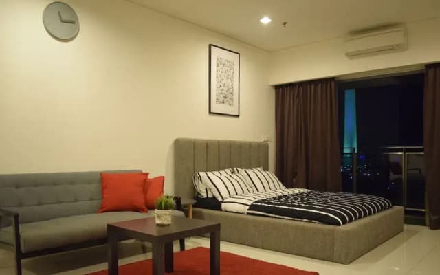 Sharppi at Mercu Summer Suite - photo 4