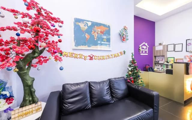 7 Homestay by OYO Rooms - photo 2