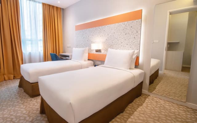 Holiday Inn Express & Suites Johor Bahru by IHG - photo 3