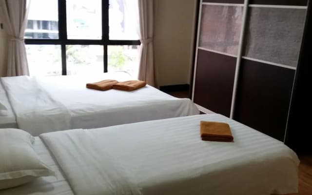 Dorcas Service Apartments at Marina Court Resort - photo 4