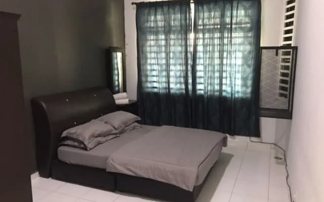 OYO Home 90359 Homestay Bandar Putra 2 - photo 2