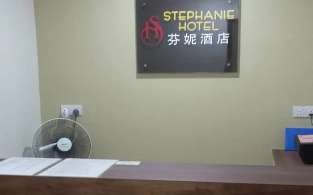 Stephanie Hotel - photo 2