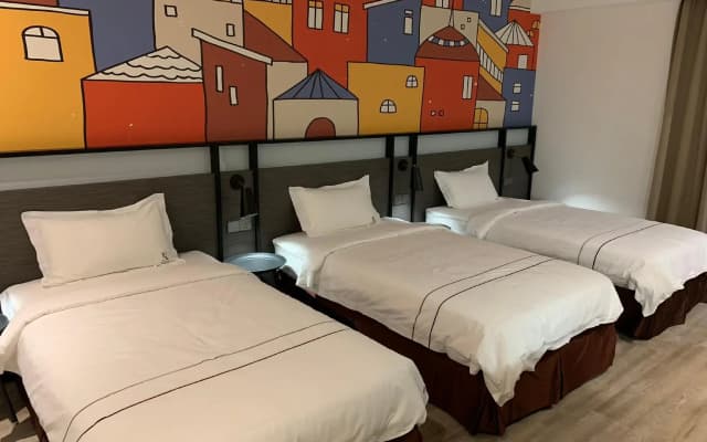 K Hotel - photo 4
