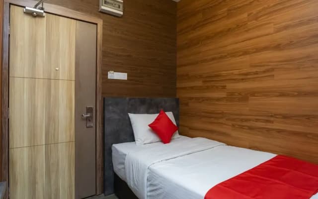 Zen Zeng Hotel - photo 5