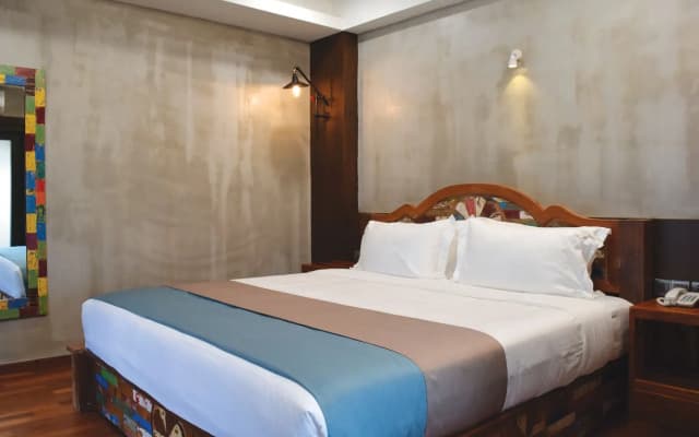 Treasures Hotel and Suites - photo 5
