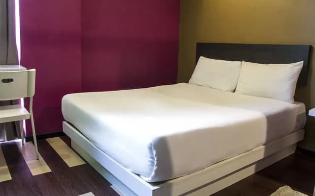My Home Hotel - photo 4