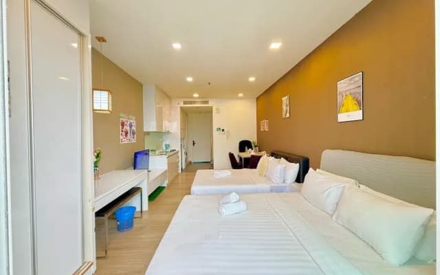 Crystal Suites At Ramada Hotel - photo 4