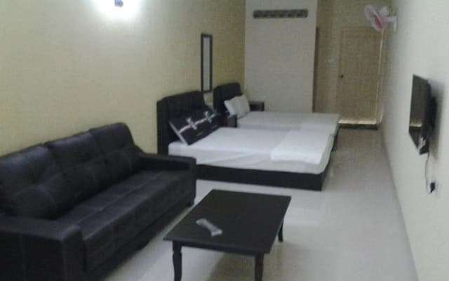 D'Family Hotel - photo 2