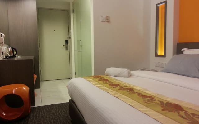 Hotel 193 - photo 2