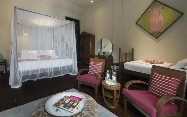 Noordin Mews - photo 4