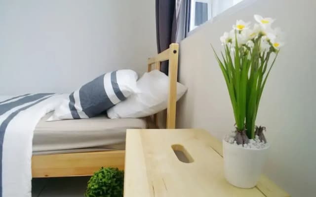 Teiw Family Homestay at Skypod Residence Puchong - photo 4
