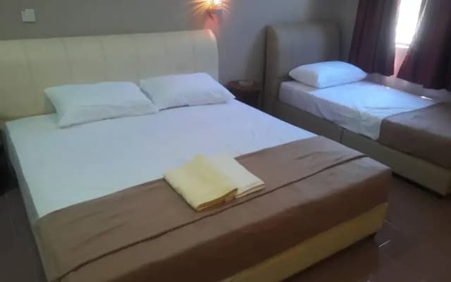 Coop Hotel Dungun - photo 3