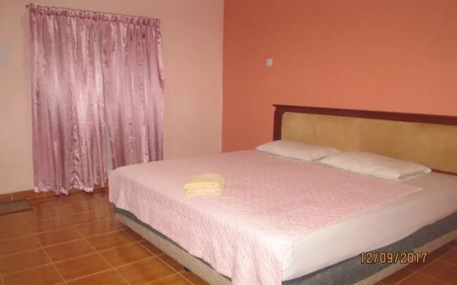 Pantai Tengah Beach Inn - photo 5