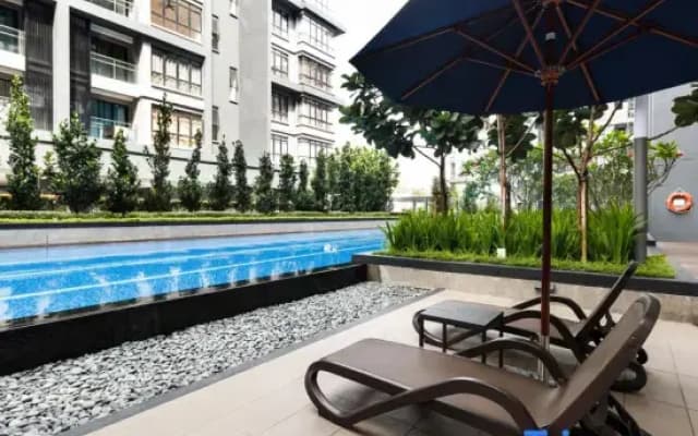 HIJAU Geniehome 2BR1studio Free 99mbps WIFI and Carpark at Utropolis Shah Alam - photo 2