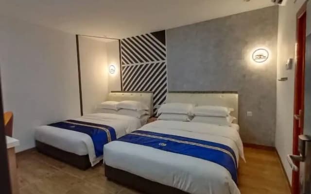 Good 9 Hotel, Cahaya Kota Puteri - photo 2
