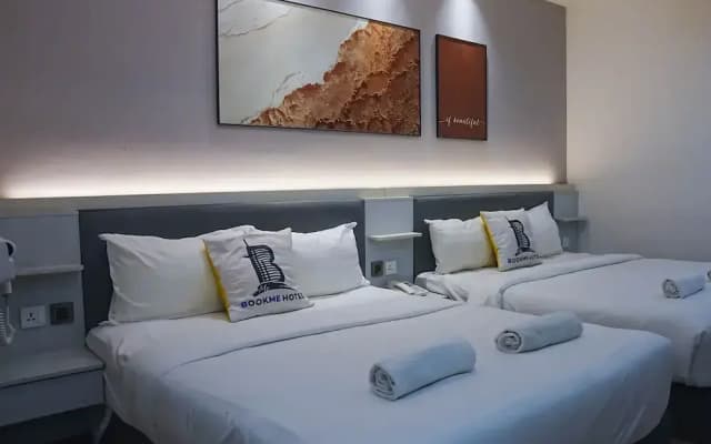 BookMe Hotel - photo 3