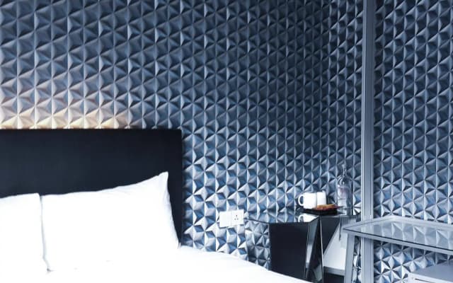 J Hotel - photo 3