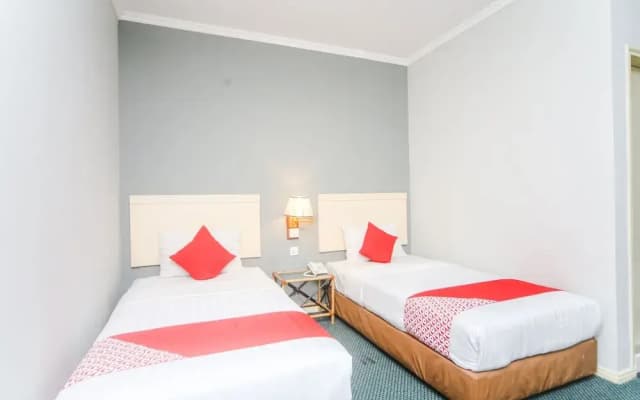 OYO 563 Jockey Lodge Hotel - photo 4
