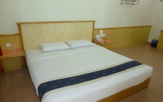 Intan Beach Resort - photo 3