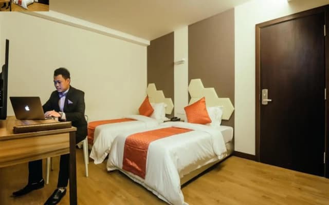 Memoire Hornbill Hotel Kuching Sarawak - photo 4