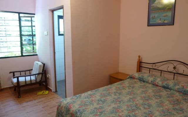 Cameronian Inn - photo 2
