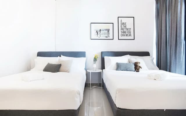 A9 Relax & Enjoy in a Luxury Condo near Jonker St - photo 4