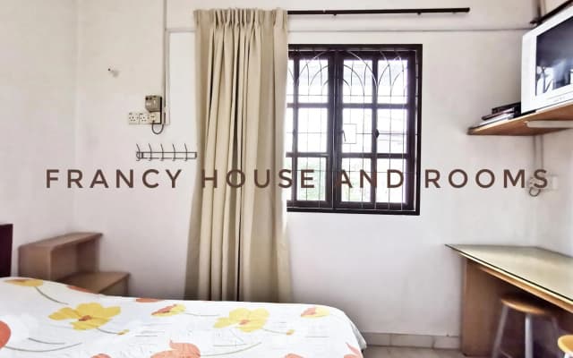 Chill and Traditional House in Bercham Ipoh - photo 2