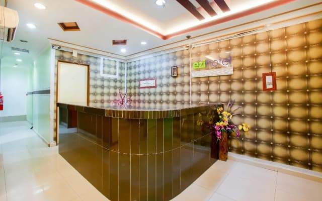 OYO 89407 EZI Hotel - photo 2