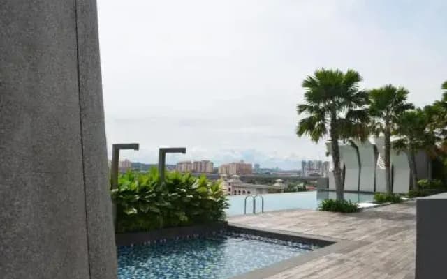 R.V Avenue 2 - photo 2
