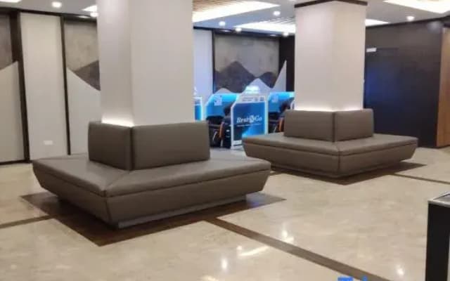 Highland Breeze Hotel - photo 2