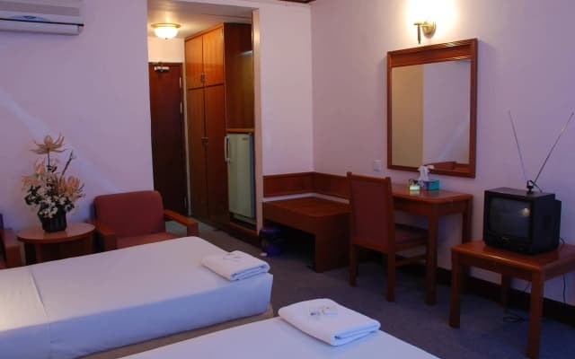 Hotel Meligai Kapit - photo 5