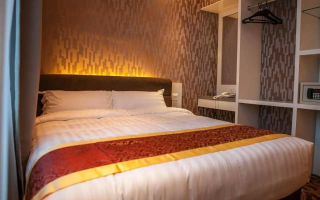 Golden Valley Hotel - photo 5