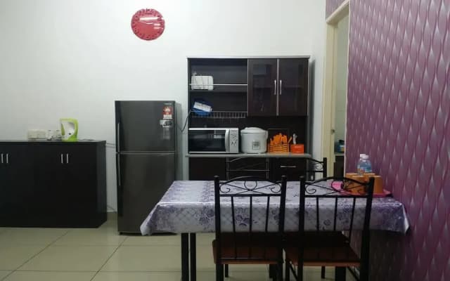 NY Cyber Apartment - photo 4