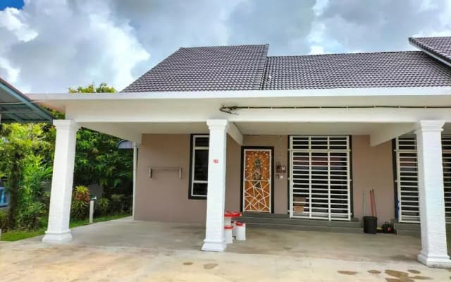 Wipah Guest House in Kampung Lundang, Kota Bharu - photo 5