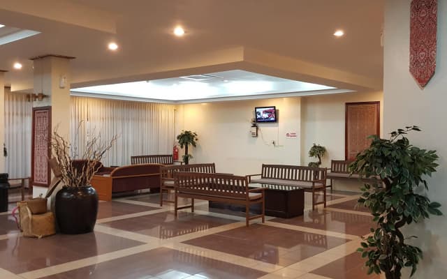 Hotel Meligai Kapit - photo 2