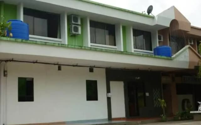 Tambunan Inn - photo 2