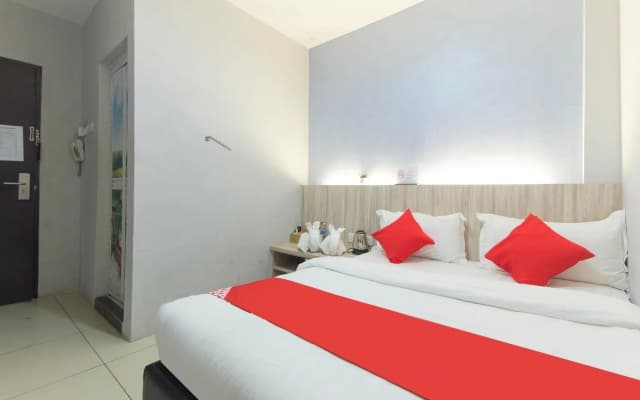 Top Garden Hotel - photo 3