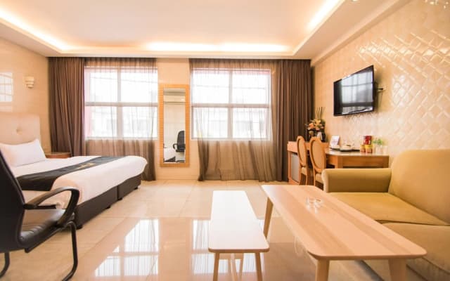 Suwara Hotel - photo 3