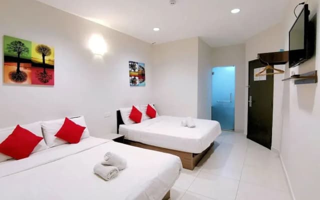 HKF Hotel - photo 4