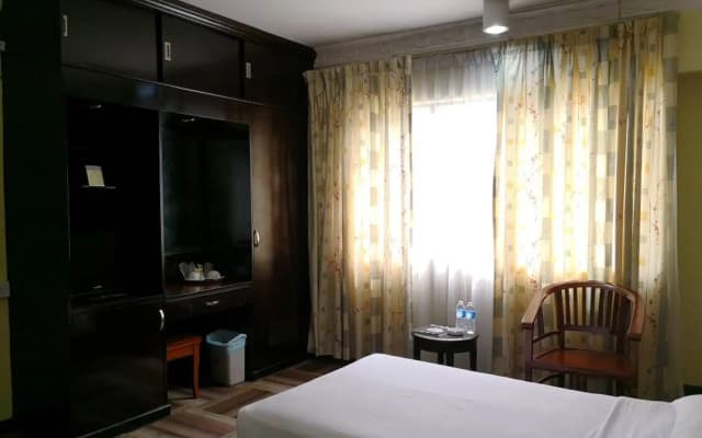 Palace Hotel - photo 4
