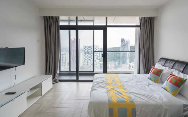 OYO Home 43951 Fair  Studio Empire City Marriot - photo 2