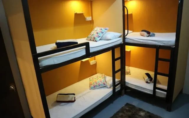 EB2 Hostel - photo 2