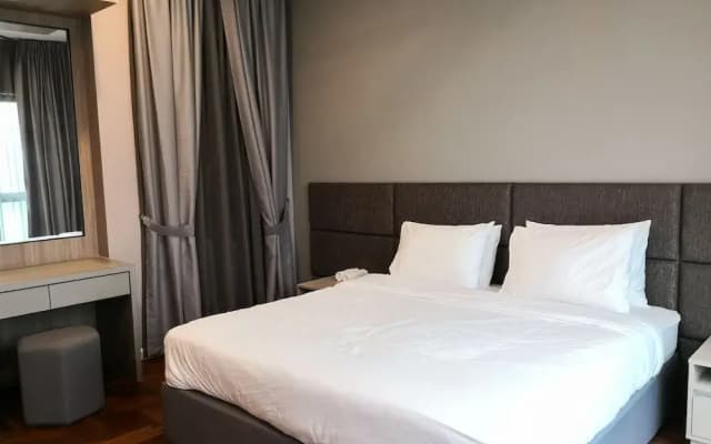 MU Vista – 360 Skypool Superior Suite - photo 5