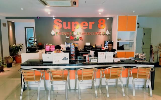 Super 8 Hotel @ Georgetown - photo 2