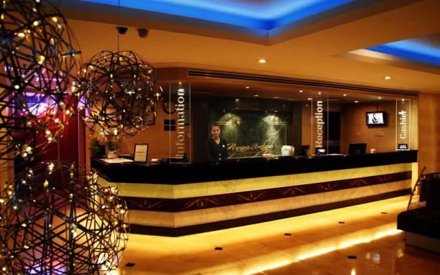 Regalodge Hotel & Spa - photo 2