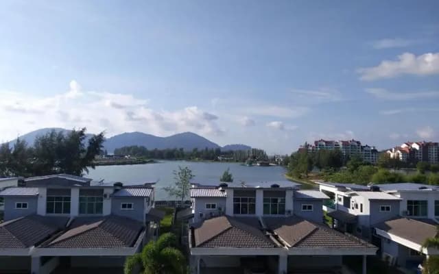 tiara bay marina island lumut 6 bilik inflatable swimming pool homestay bayu laut0136288405 - photo 2