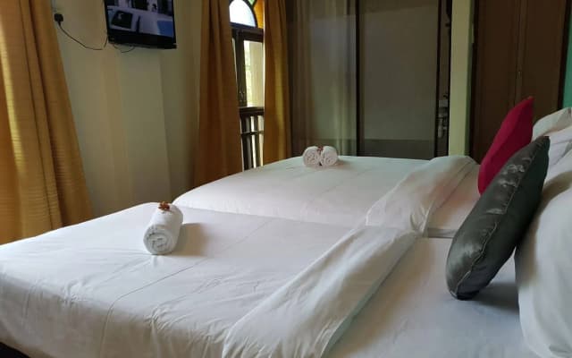 D'Feringghi Haus Hotel & Restaurant - photo 5